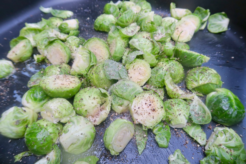 10. fresh_ground_pepper_brussels_sprouts