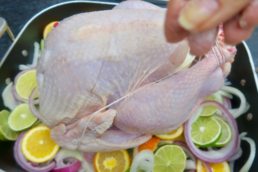 5. cuban_turkey_himalayan_pink_salt_sprinkled_food_prep_thanksgiving