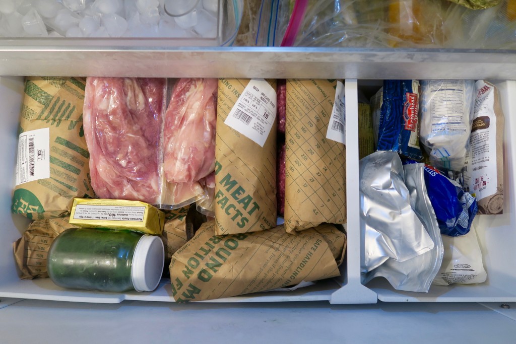 2. freezer_frozen_food