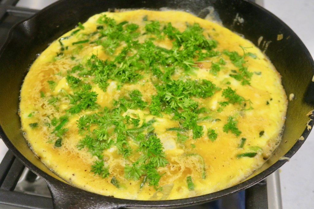 6. frittata_parsley_cooking