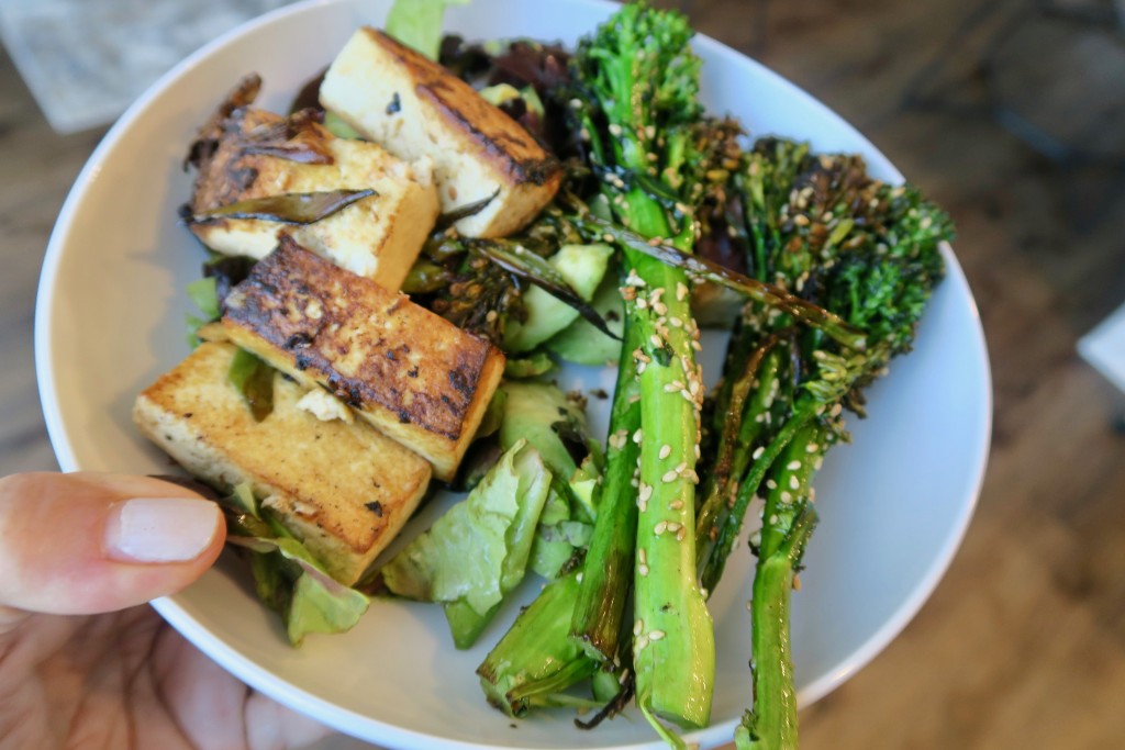 9. tofu_over_salad_broccoli