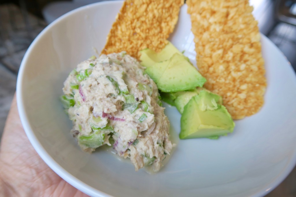 14. tuna_salad_avocado_parmesan_crisps