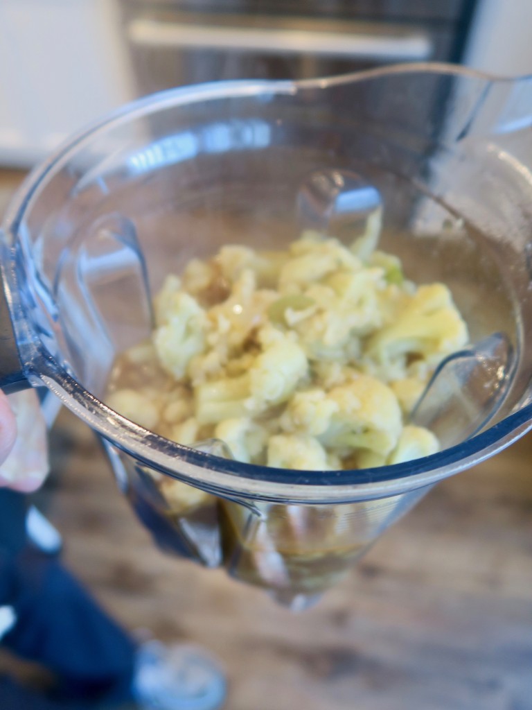 4. vitamix_cauliflower_soup